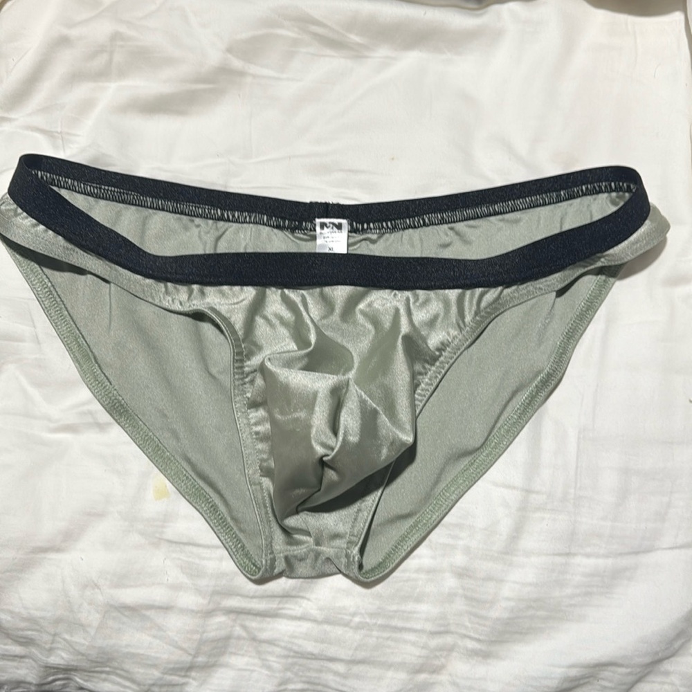 N2n swim brief
